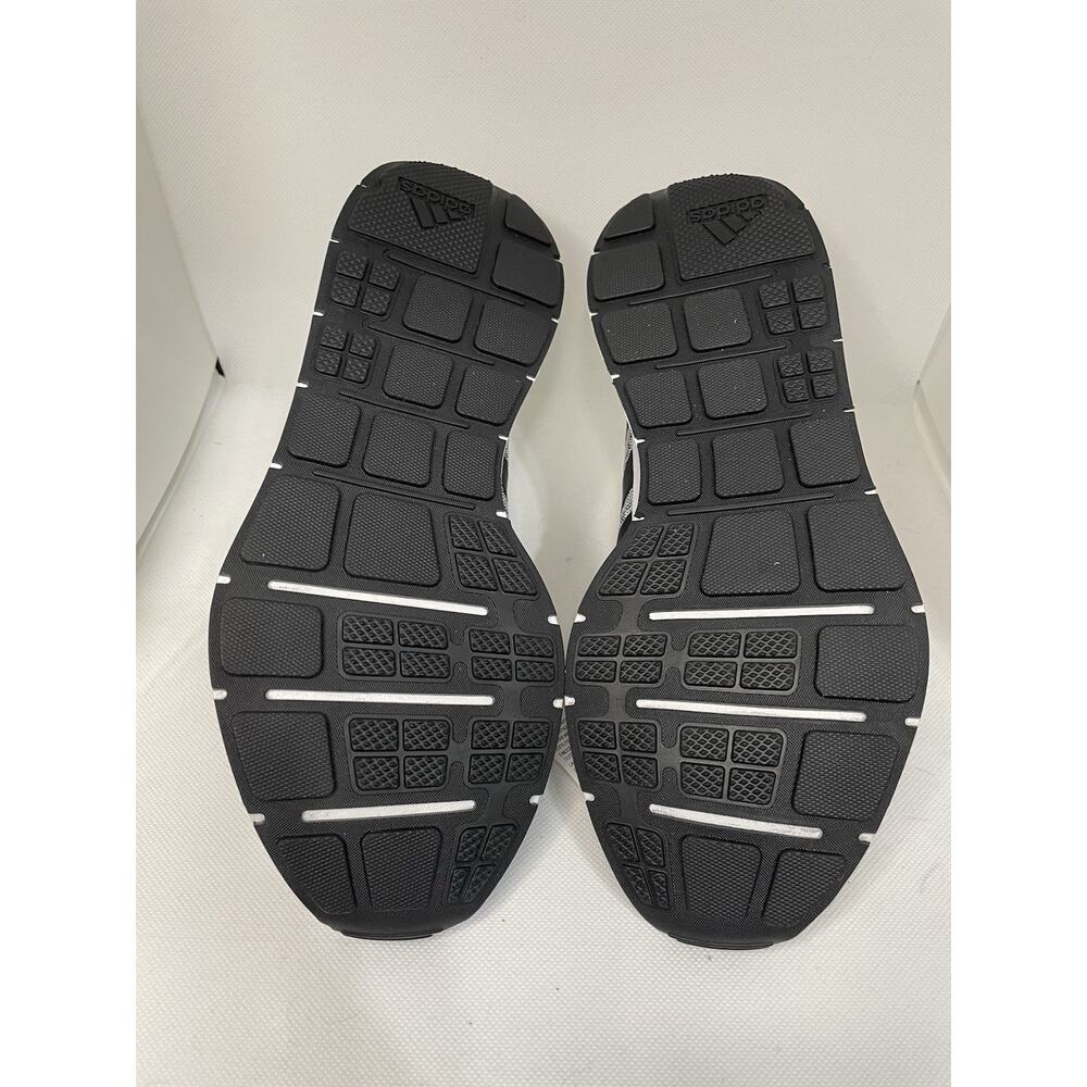 BNWT Adidas Swift Run 1.0 Black White - Mens 8.5 - Picture 9 of 9